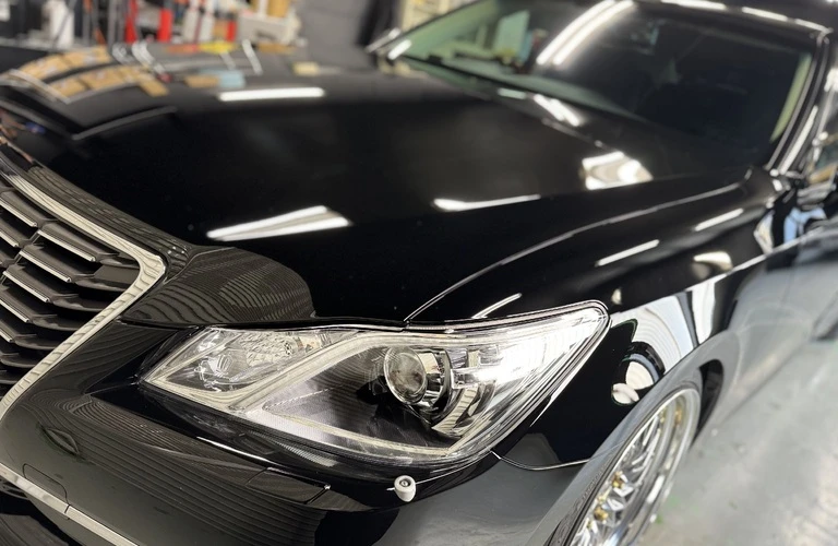 施工者が納得いくまで磨き込む！究極の車両保護を実現するコーティング屋| 茨城県土浦市のカーフィルムならワンステップワークス